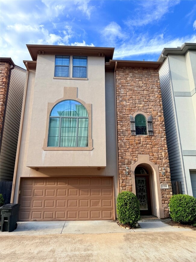 Building Photo - 11206 Mattina Dr