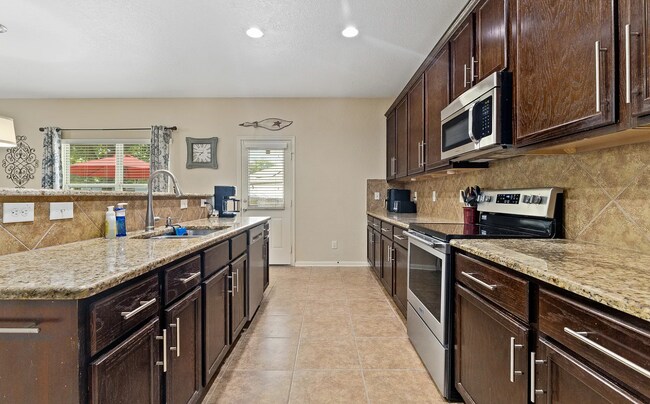 Building Photo - 10607 Tansy Canyon