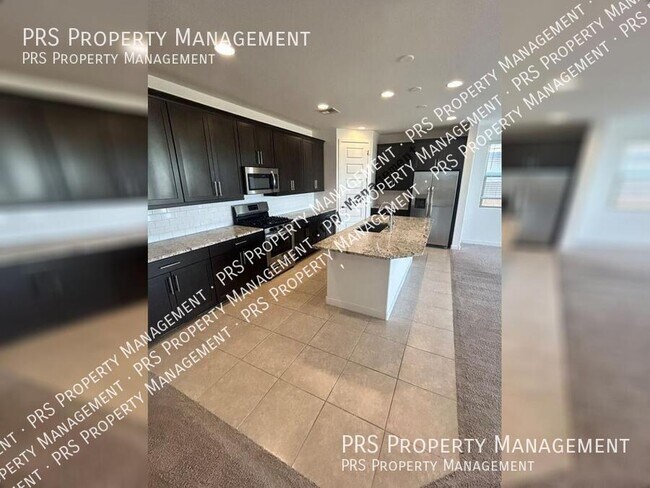 Building Photo - 2658 S Reavis Falls Rd