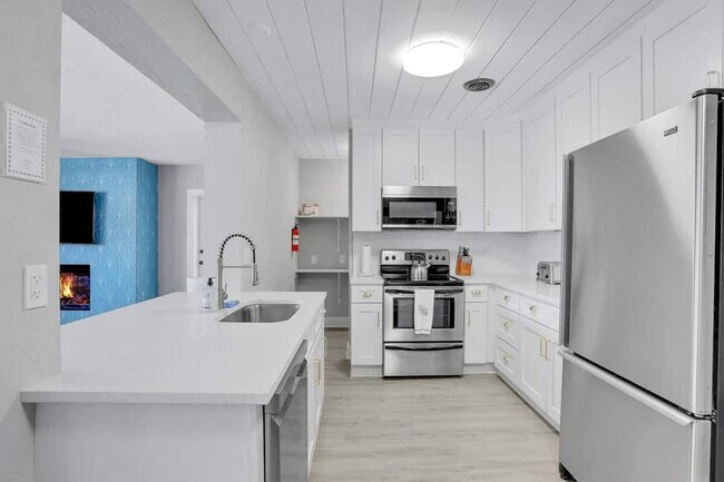 Building Photo - 1009 N 9th St
