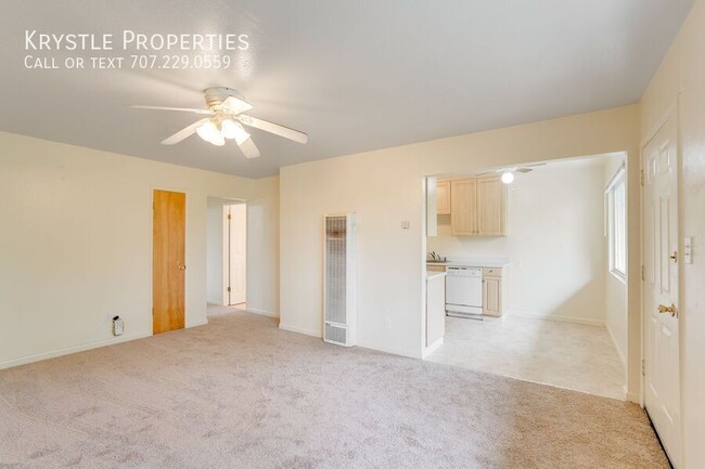 Building Photo - NOW Available In Benicia! 2 BD, 1 BA Condo...