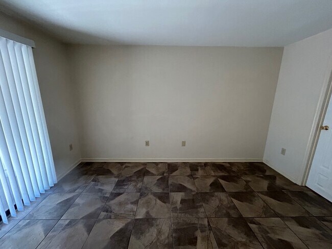 Building Photo - 3609 Juneau Rd