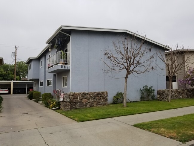 Building Photo - 621 S Shelton St