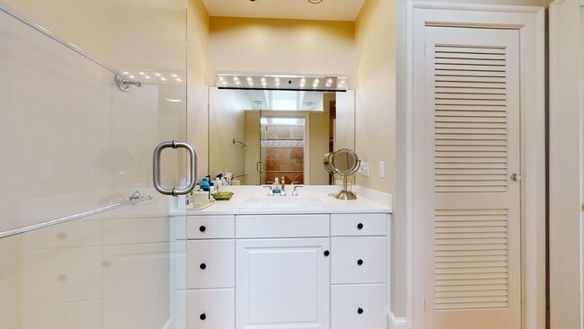 Building Photo - 39 State St