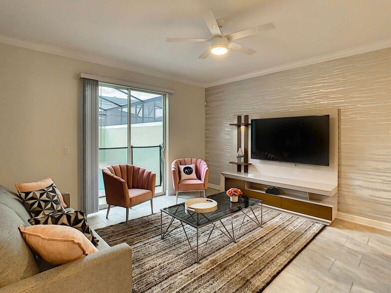 Building Photo - 2865 Simile St