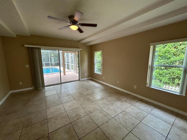 Building Photo - 129 Brittany Ln