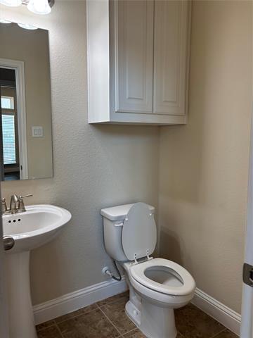 Building Photo - 6117 Mickelson Way