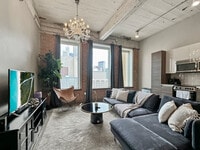 Building Photo - 500 S Ervay St