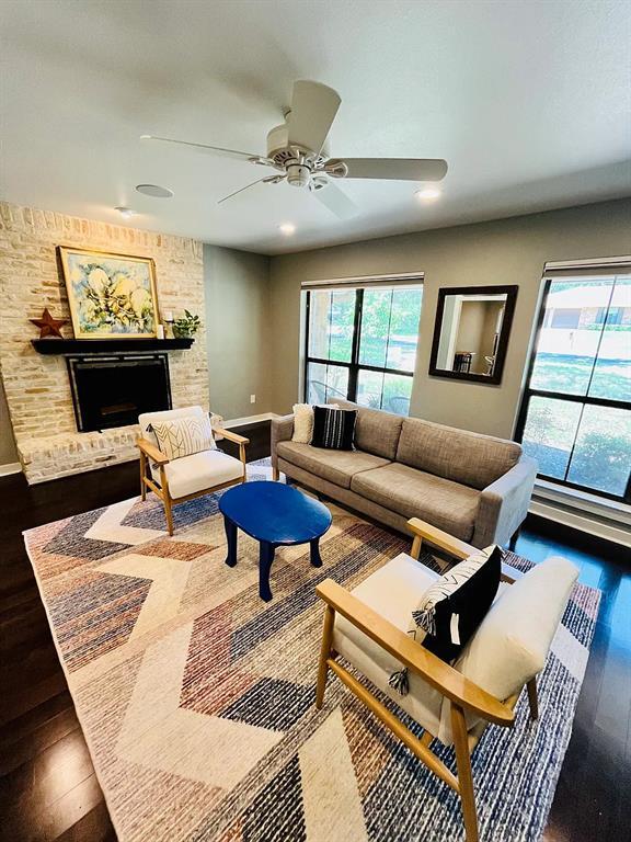 Building Photo - 2305 Comburg Castle Way