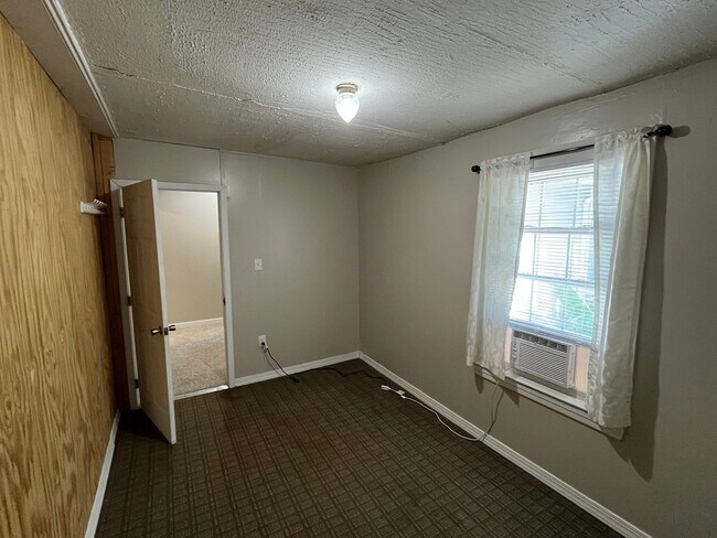 Building Photo - 2535 Marble St