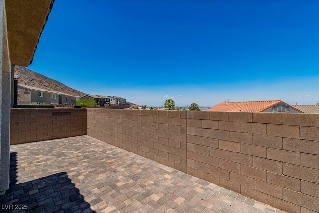 Building Photo - 302 Quail Dove Ave