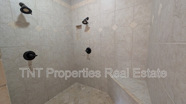 Building Photo - 2009 Moses Creek Ct