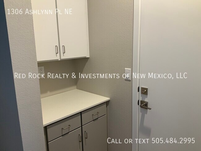 Building Photo - 1306 Ashlynn Pl