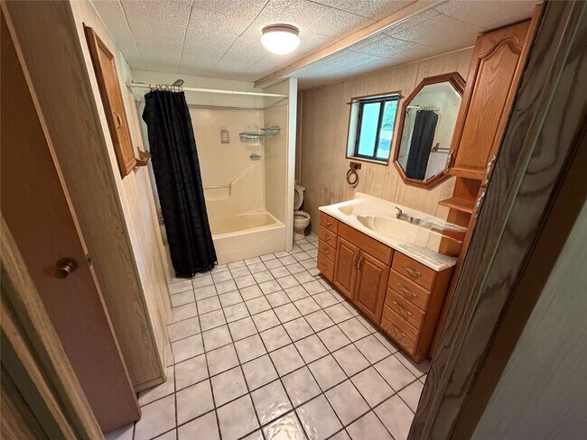 Building Photo - 6335 Private Rd 4030