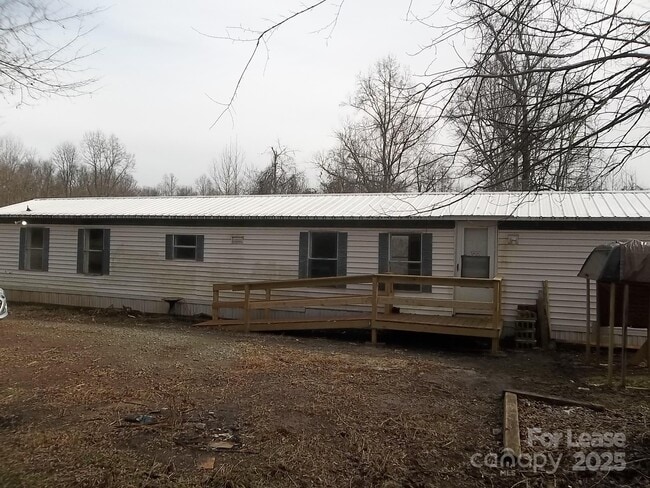 Primary Photo - 146 Thornwood Ln
