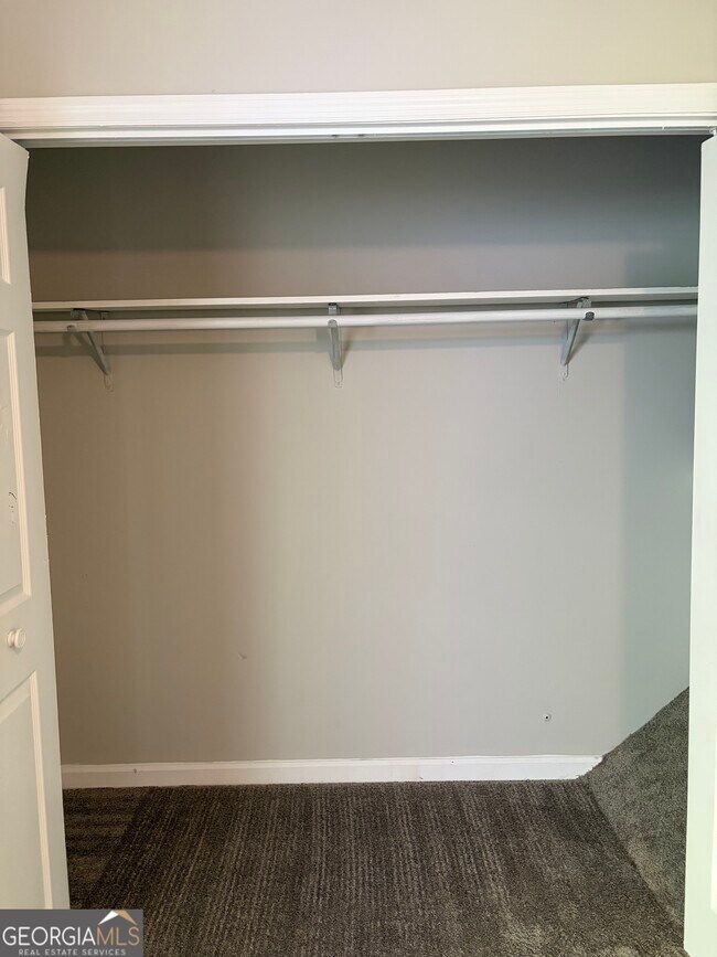 Building Photo - 724 Morningside Ln