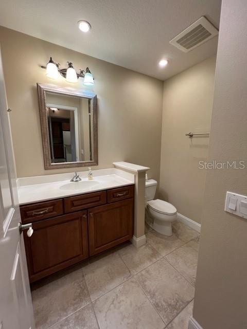 Building Photo - 7710 Lake Vista Ct