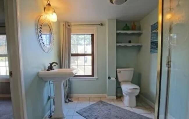 Building Photo - 6 Winter St