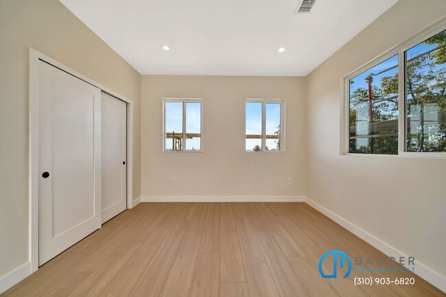 Building Photo - 2800 Winter St