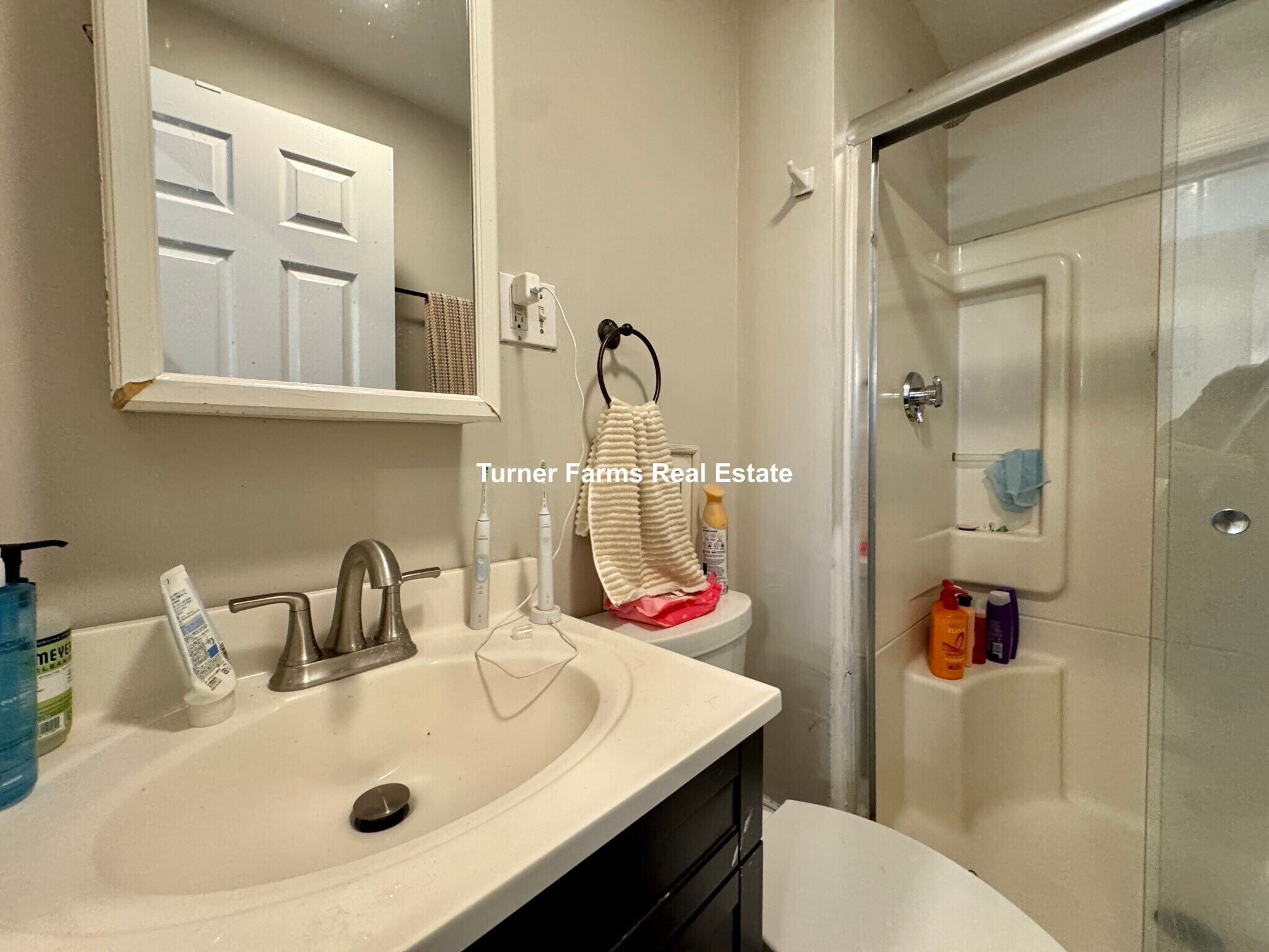 Building Photo - 719 Parker St