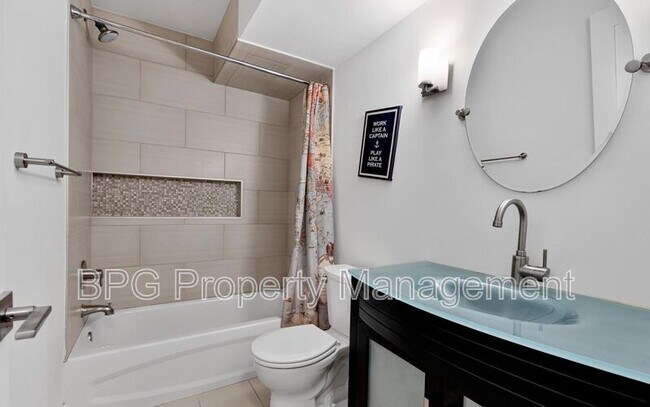 Building Photo - 4122 5th St NW