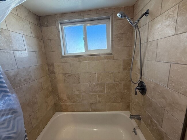 Building Photo - 4830 Argyle Dr