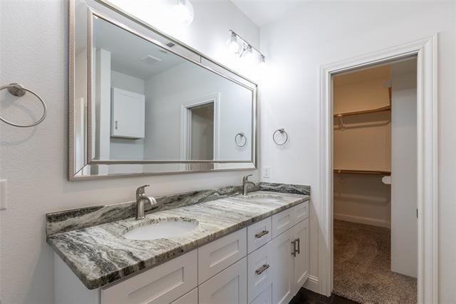 Building Photo - 273 Martis Way