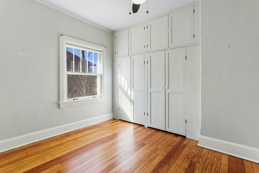 Building Photo - 416 E Espanola St