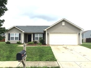 Building Photo - 8194 Oriole Point Dr