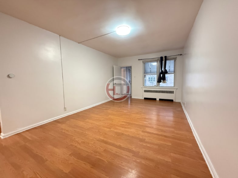 Building Photo - 1821 Edison Ave