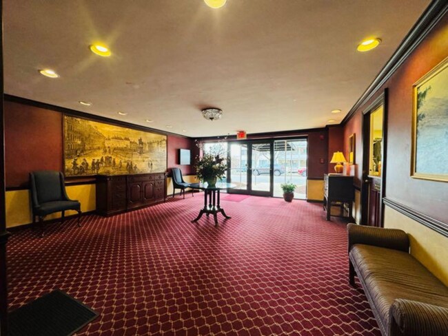 Building Photo - 1200 S Arlington Ridge Rd