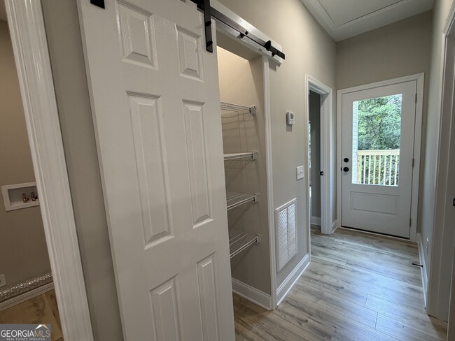 Building Photo - 326 S McIntosh St