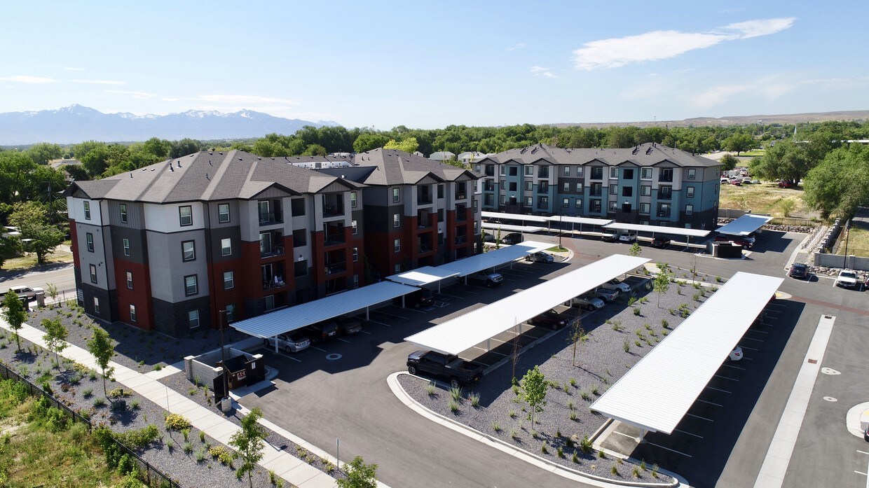 Oquirrh Hills Apartments Magna