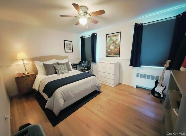 Building Photo - 525 E Olive St