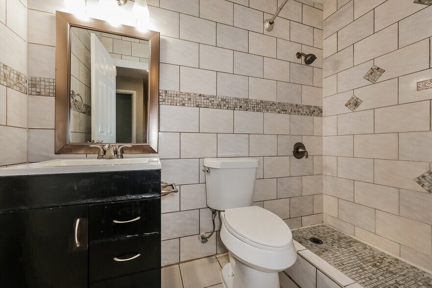 Building Photo - 9105 Cranwell Ct