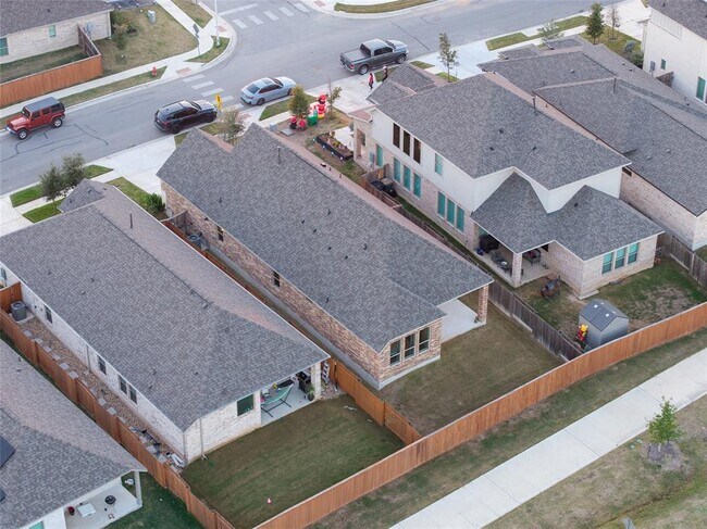Building Photo - 138 Reef Band Dr