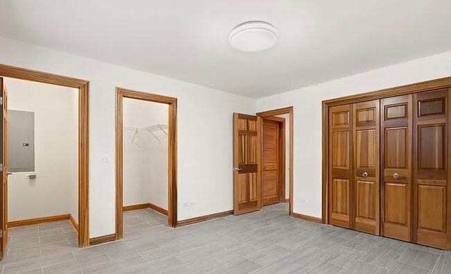 Building Photo - 5662 W Berenice Ave