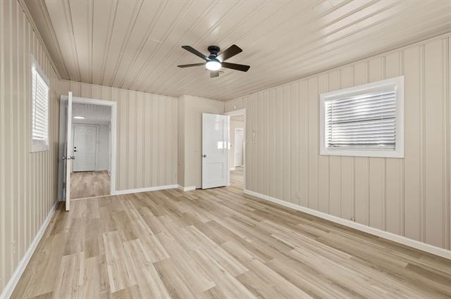 Building Photo - 4401 Odessa Ave