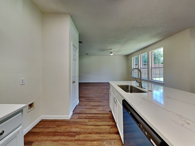 Building Photo - 4861 Autumn Hill