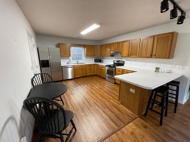 Building Photo - 3 bedroom, 2 bathroom home in Beau Rivage Plantation!