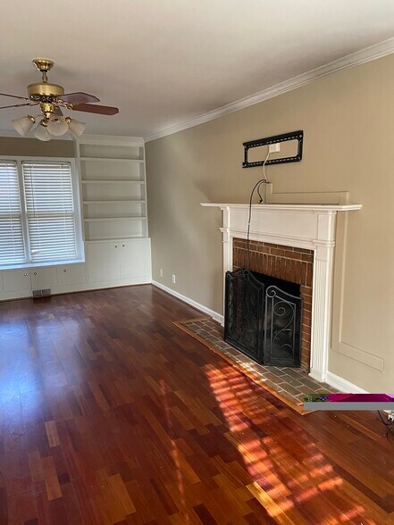 Building Photo - 4 Holdsworth Ct