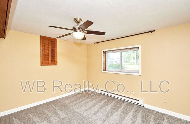 Building Photo - 200 Corene Ave