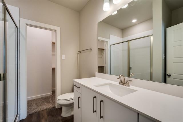 Building Photo - 718 Fallow Dr