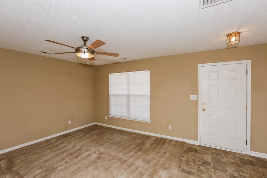 Building Photo - 14327 O'Casey Ln