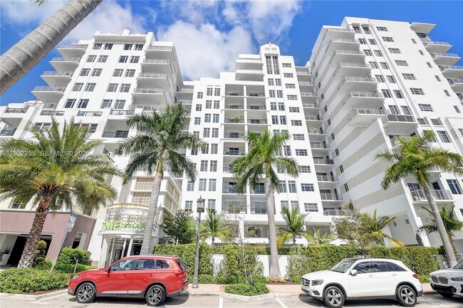 Building Photo - 155 E Boca Raton Rd