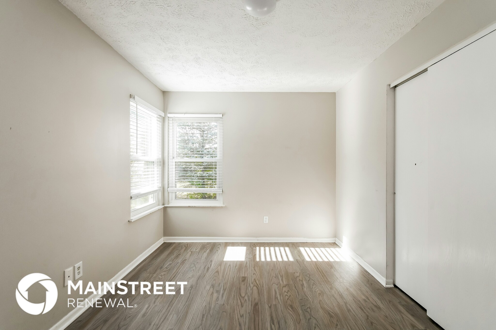 Building Photo - 3811 Oil Creek Dr