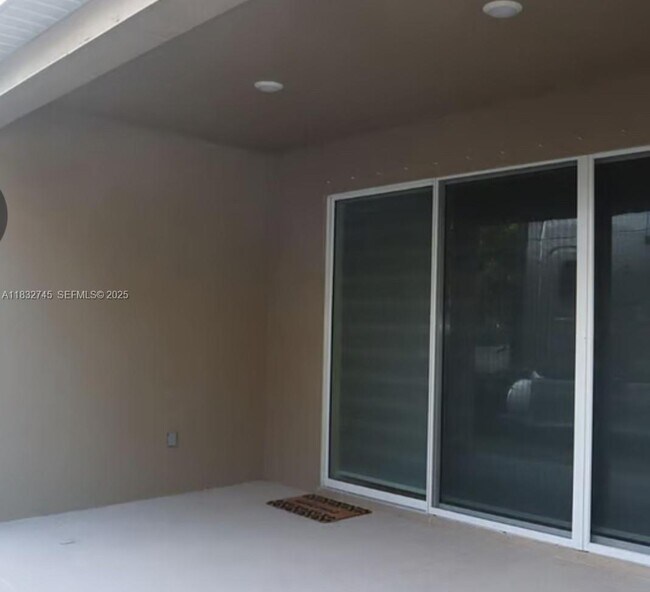 Building Photo - 2890 Jupiter