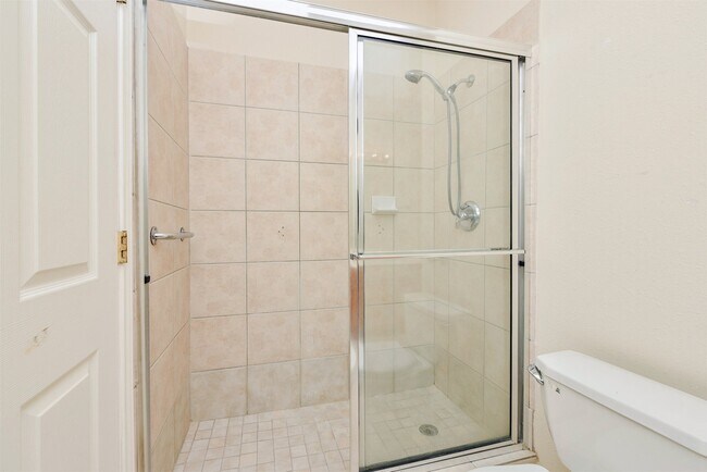 Building Photo - 717 Cedarwood Dr