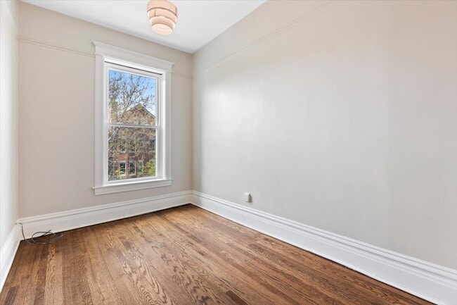 Building Photo - 3751 N Clifton Ave