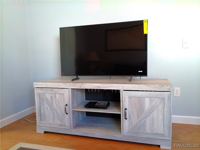 Building Photo - 1871 Arrowwood Ln